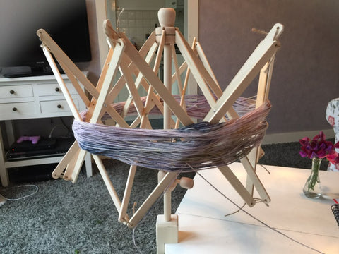 Wooden Knitting Umbrella Swift